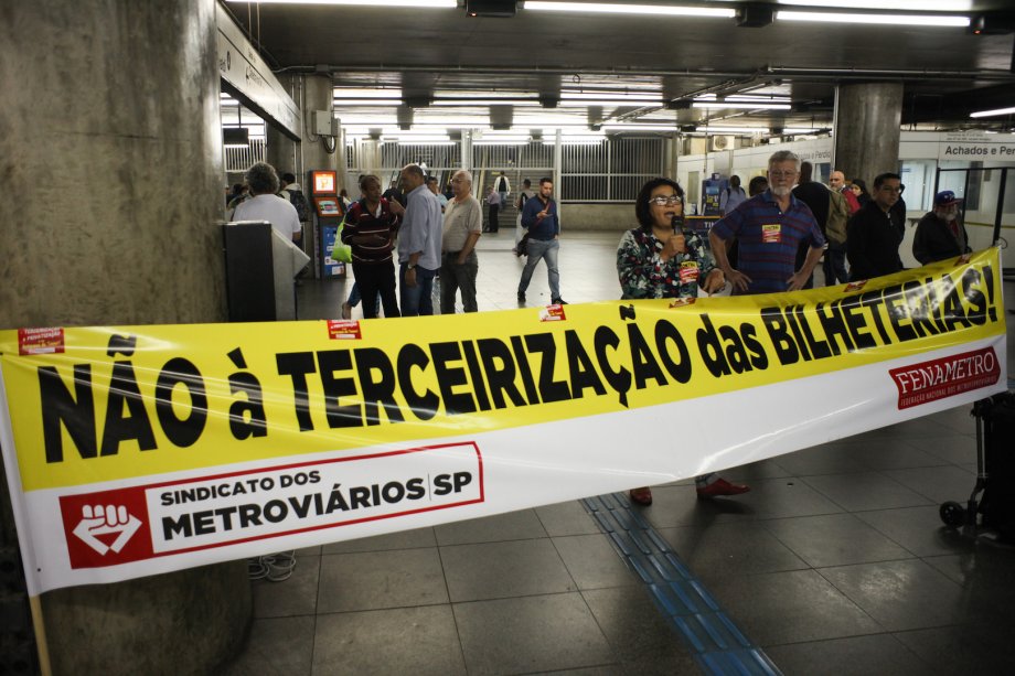 Brezilya İşçileri Metro Özelleştirmesine Karşı Greve Çıktı