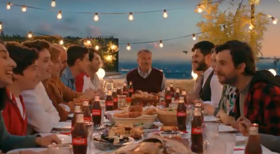 Coca Cola - Memleket Apartmanı