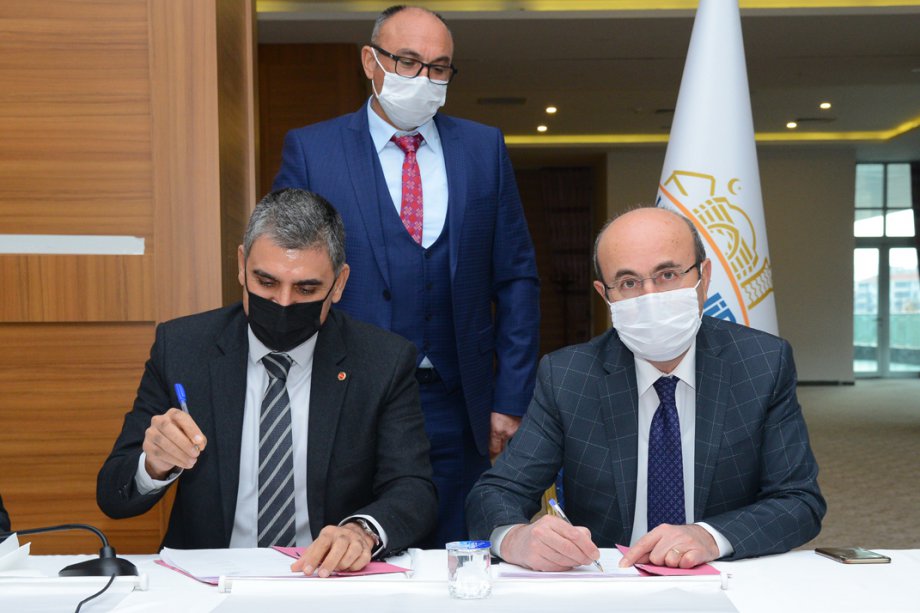 Kırşehir Belediyesi’nde Toplu İş Sözleşmesi İmzaladık