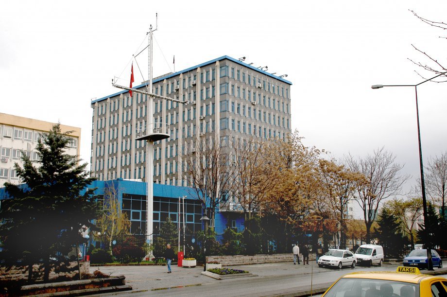 T.R. MARINE UNDERSECRETARY BUILDING MAINTENANCE CONSTRUCTION