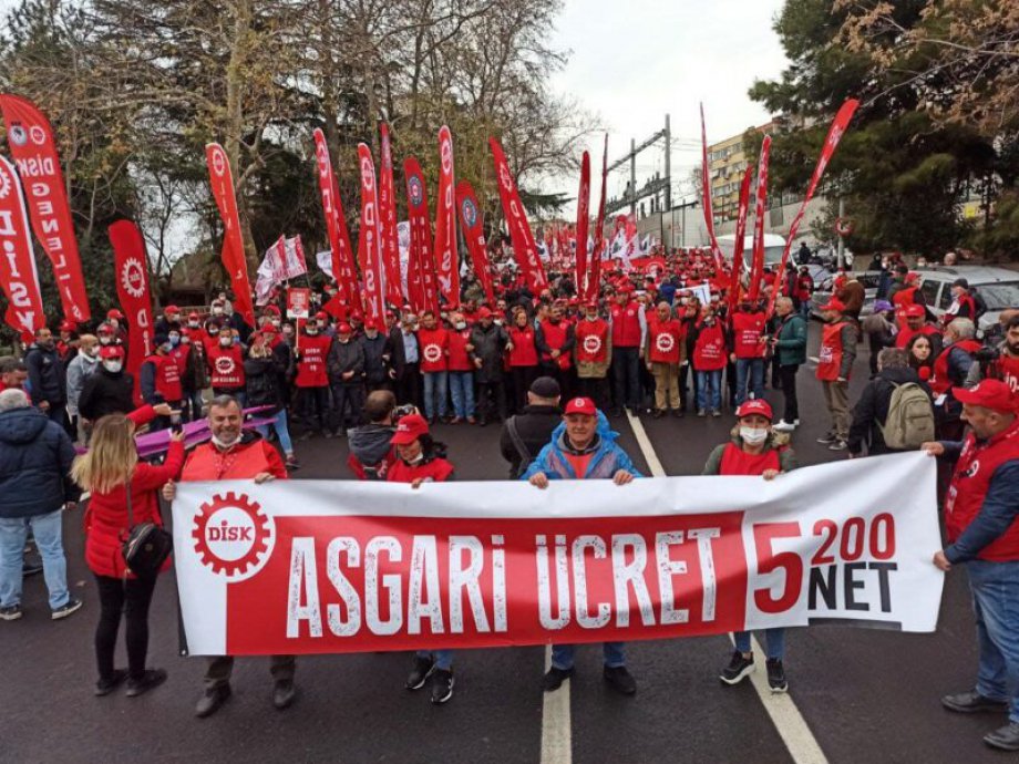 DİSK’liler İstanbul Kartal’dan Seslendi: Artık Yeter! Geçinmek İstiyoruz!