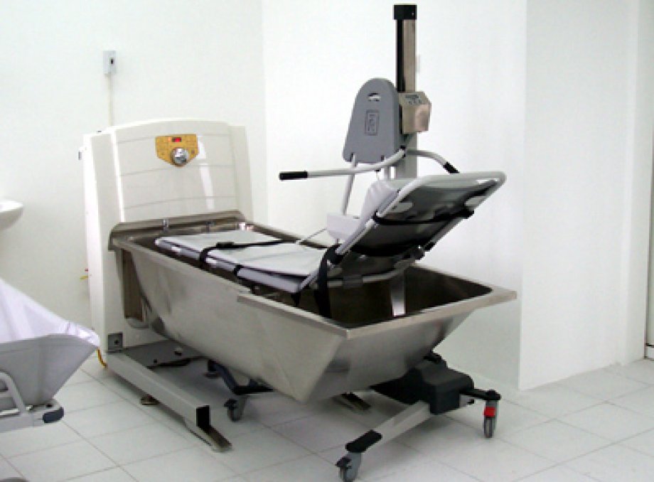 TR 900 Patient Bathing and Burn Care Tub